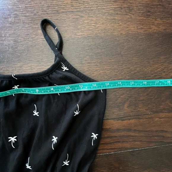 Cat & Jack Black Adjustable Girls Romper size smalll 6/7 Palm Trees - Picture 3 of 6